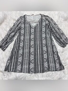 Roxy Black & White Tribal Print Long Sleeve Tunic